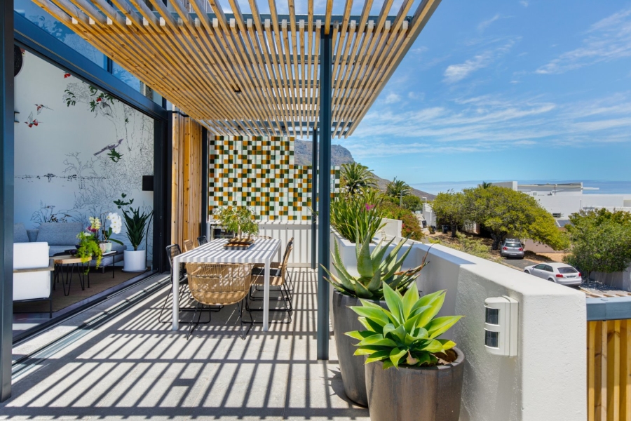 To Let 4 Bedroom Property for Rent in Bakoven Western Cape